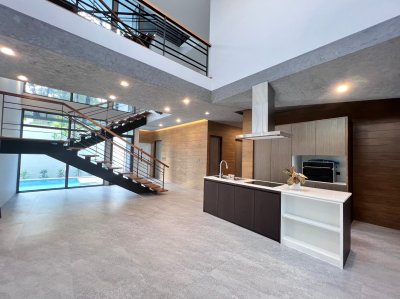 บ้านเดี่ยว : สาริน ปาร์ค บ้านเดี่ยว : สาริน ปาร์ค