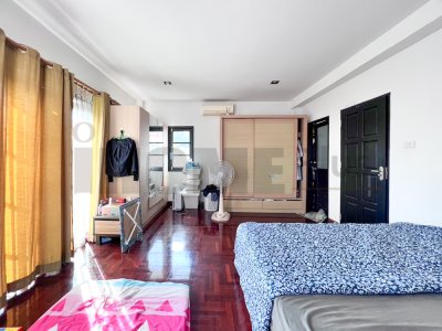 บ้านเดี่ยว หมู่บ้าน สถาพร รังสิตคลอง 3 โครงการติดถนนใหญ่ ติดโลตัสคลอง3