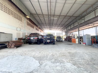 โกดังสินค้า โรงงานแปรรูปไม้ ซอยลำโพ 49 บางบัวทอง นนทบุรี