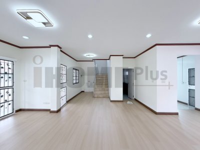 บ้านเดี่ยว 2 ชั้น หมู่บ้าน เฟื่อง สุข 2 ลำ โพ