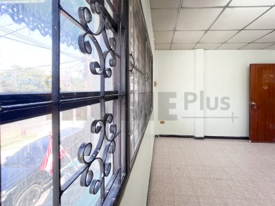 ทาวน์เฮ้า ติดถนน ริมแม่น้ำเจ้าพระยา เมือง ปทุมธานี