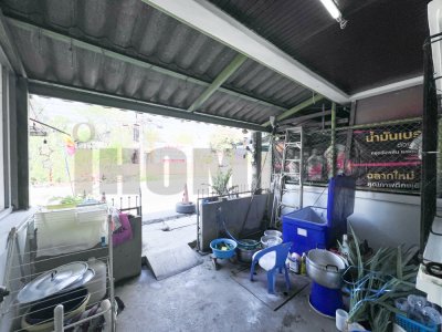 ทาวน์เฮ้า ติดถนน ริมแม่น้ำเจ้าพระยา เมือง ปทุมธานี