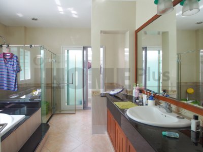 บ้านเดี่ยว หมู่บ้านราชพฤกษ์ สวนหลวง ร.9 (เฉลิมพระเกรียติ) ถนนเมนท์ ต้นโครงการ บ้านเดี่ยว หมู่บ้านราชพฤกษ์ สวนหลวง ร.9 (เฉลิมพระเกรียติ) ถนนเมนท์ ต้นโครงการ