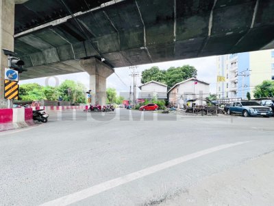 ขายที่ดิน พร้อมสิ่งปลูกสร้าง 85 ตร.ว. จตุจักร กรุงเทพฯ ขายที่ดิน พร้อมสิ่งปลูกสร้าง 85 ตร.ว. จตุจักร กรุงเทพฯ