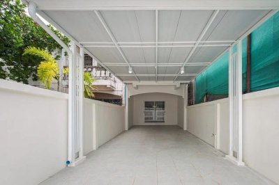 หมู่บ้าน ลาน ทอง ติวานนท์ renovate ติดถนนติวานนท์