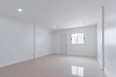 หมู่บ้าน ลาน ทอง ติวานนท์ renovate ติดถนนติวานนท์