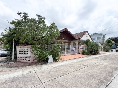 บ้านเดี่ยว หมู่บ้าน ชล ลดา บางบัวทอง นนทบุรี