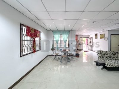 บ้านเดี่ยว หมู่บ้าน ชล ลดา บางบัวทอง นนทบุรี