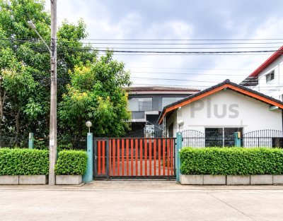 บ้านเดี่ยว Home office+โกดังสินค้า รามอินทรา5 แยก 18