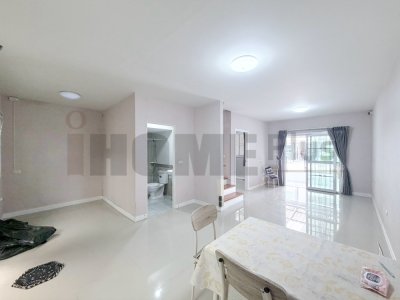 หมู่บ้าน ล ลิ ล ทาวน์ ไล โอ รังสิต คลอง 2 lalin town รังสิต คลอง 2