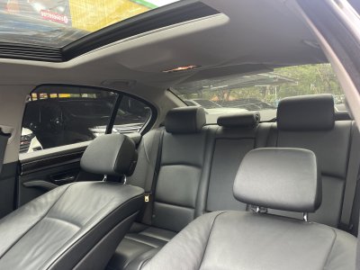 BMW 520I 2013