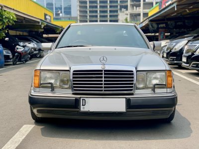 MERCEDES BENZ 300CE 2 DOOR 1989