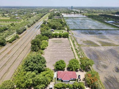ขายที่ดินพร้อมบ้านสวน คลอง 10 ต.บึงกาสาม อ.หนองเสือ จ.ปทุมธานี