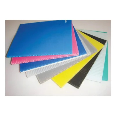 Plastic Corrugated Sheet แผ่นฟิวเจอร์บอร์ดพลาสติกลูกฟูก หรือ ฟิวเจอร์บอร์ด หรือ พลาสติกลูกฟูก เป็นแผ่นพลาก Polypropyleสติกลูกฟูne (PP) เหมาะสำหรับการนำไปใช้งานหลายประเภท