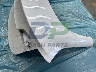 ฝาท้าย Tesla Model 3 ปี 2017–2023 (โฉมแรก)