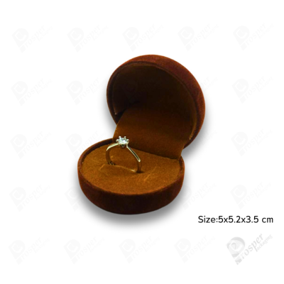 จัดเต็มกล่องกำมะหยี่ใส่เครื่องประดับสีน้ำตาล มีทรงสี่เหลี่ยมและหัวใจ จัดเก็บเครื่องประดับ ทองแท่ง จิวเวอรี่เซ็ตสินสอด