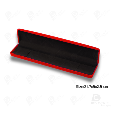 จัดเต็มกล่องใส่ชุดเครื่องประดับกำมะหยี่สีแดง/ดำ มีทรงสี่เหลี่ยมและหัวใจ ใส่โชว์เครื่องประดับได้ครบ