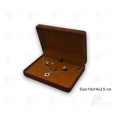 รวมกล่องกำมะหยี่แบบสี่เหลี่ยมใส่ชุดเครื่องประดับ แหวน ต่างหู สร้อยคอ เพิ่มมูลค่า ขนาด 10x14cm (32F) รวมกล่องกำมะหยี่แบบสี่เหลี่ยมใส่ชุดเครื่องประดับ แหวน ต่างหู สร้อยคอ เพิ่มมูลค่า ขนาด 10x14cm (32F)