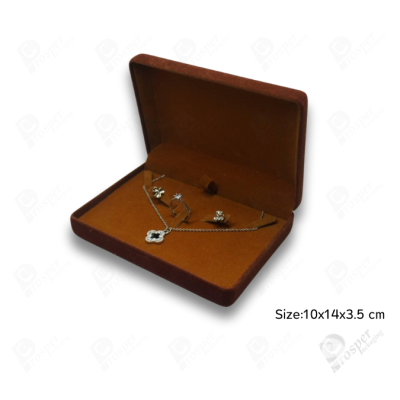 จัดเต็มกล่องกำมะหยี่ใส่เครื่องประดับสีน้ำตาล มีทรงสี่เหลี่ยมและหัวใจ จัดเก็บเครื่องประดับ ทองแท่ง จิวเวอรี่เซ็ตสินสอด