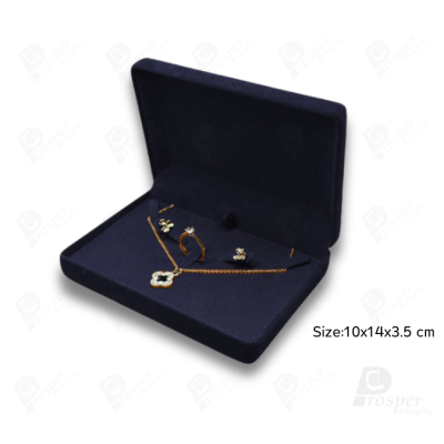 จัดเต็มกล่องกำมะหยี่ใส่เครื่องประดับชุดสีกรม มีทรงสี่เหลี่ยมและหัวใจ ใส่โชว์ชุดเครื่องประดับ ทองแท่ง จิวเวอรี่เซ็ตสินสอด