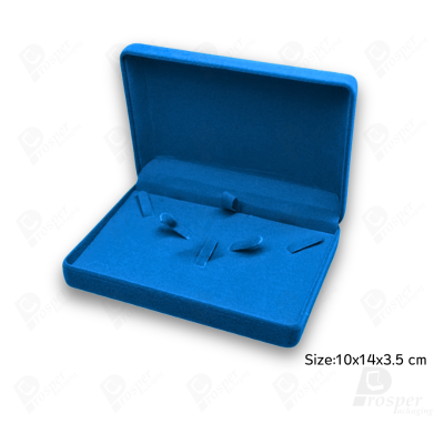 จัดเต็มกล่องกำมะหยี่ใส่เครื่องประดับชุดสีฟ้า ทรงหัวใจและสี่เหลี่ยม จัดโชว์ชุดเครื่องประดับ ทองแท่ง จิวเวอรี่เซ็ตสินสอด