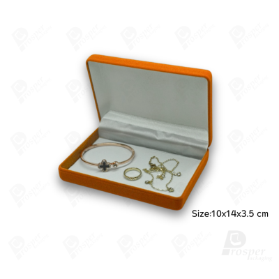 รวมกล่องกำมะหยี่ปูเรียบใส่ของได้หลากหลายอเนกประสงค์ แหวน ต่างหู สร้อย กำไล ของมีค่า ของชำร่วย (32ปร) รวมกล่องกำมะหยี่ปูเรียบใส่ของได้หลากหลายอเนกประสงค์ แหวน ต่างหู สร้อย กำไล ของมีค่า ของชำร่วย (32ปร)