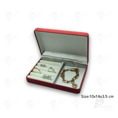 รวมกล่องกำมะหยี่เก็บเครื่องประดับ ภายในมีพื้นเรียบและฟูกใส่ต่างหูหรือแหวนได้อเนกประสงค์ (32R+ปร)