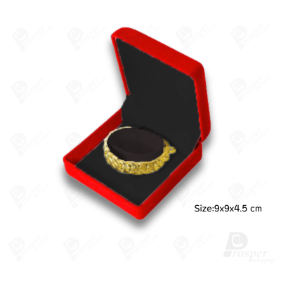 จัดเต็มกล่องใส่ชุดเครื่องประดับกำมะหยี่สีแดง/ดำ มีทรงสี่เหลี่ยมและหัวใจ ใส่โชว์เครื่องประดับได้ครบ