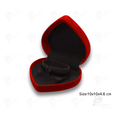 จัดเต็มกล่องใส่ชุดเครื่องประดับกำมะหยี่สีแดง/ดำ มีทรงสี่เหลี่ยมและหัวใจ ใส่โชว์เครื่องประดับได้ครบ