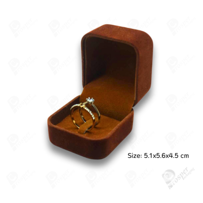 จัดเต็มกล่องกำมะหยี่ใส่เครื่องประดับสีน้ำตาล มีทรงสี่เหลี่ยมและหัวใจ จัดเก็บเครื่องประดับ ทองแท่ง จิวเวอรี่เซ็ตสินสอด