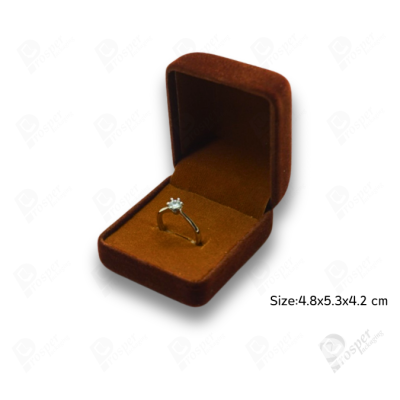 จัดเต็มกล่องกำมะหยี่ใส่เครื่องประดับสีน้ำตาล มีทรงสี่เหลี่ยมและหัวใจ จัดเก็บเครื่องประดับ ทองแท่ง จิวเวอรี่เซ็ตสินสอด