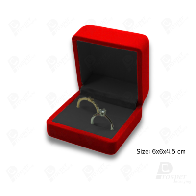 จัดเต็มกล่องใส่ชุดเครื่องประดับกำมะหยี่สีแดง/ดำ มีทรงสี่เหลี่ยมและหัวใจ ใส่โชว์เครื่องประดับได้ครบ