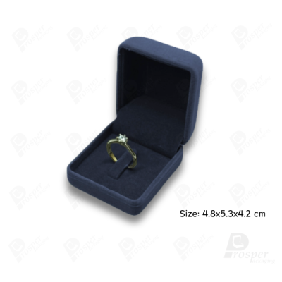 จัดเต็มกล่องกำมะหยี่ใส่เครื่องประดับชุดสีกรม มีทรงสี่เหลี่ยมและหัวใจ ใส่โชว์ชุดเครื่องประดับ ทองแท่ง จิวเวอรี่เซ็ตสินสอด