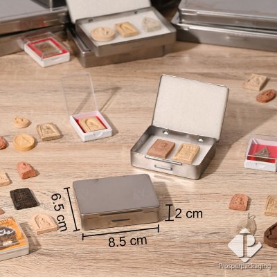 กล่องสแตนเลส กล่องเก็บของ กล่องเก็บพระเครื่อง สามารถใช่เก็บของได้หลากหลายตามต้องการ แข็งแรงใช่ได้นาน ภายในมีฟองน้ำ 2แผ่น