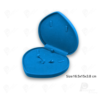 จัดเต็มกล่องกำมะหยี่ใส่เครื่องประดับชุดสีฟ้า ทรงหัวใจและสี่เหลี่ยม จัดโชว์ชุดเครื่องประดับ ทองแท่ง จิวเวอรี่เซ็ตสินสอด