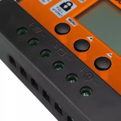 ชาร์จเจอร์ SUOER PWM 30A 12/24V