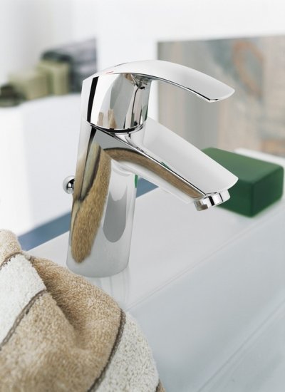 GROHE EUROSMART NEW ก๊อกผสมอ่างล้างหน้าทรงโค้งสูง พร้อมป๊อปอัพ ES 2339310E