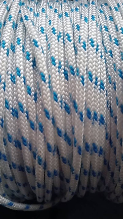 เชือกเรือ สีขาว/ฟ้า  4มิล 200ม/ม้วน   4mm Rope White /Blue 200m/roll