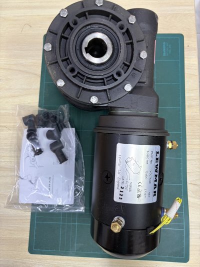Motor 12 V for Lewmar V4  02.525.12   68000534