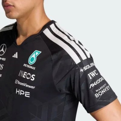 Mercedes - AMG Petronas Formula One 2026 Men's Team Jersey T-Shirt -Black