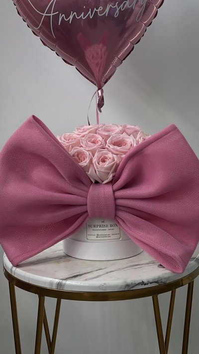 Pink Bow Jumbo With English Pink Roses Box