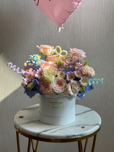 Pastel Pipe Flowers Box
