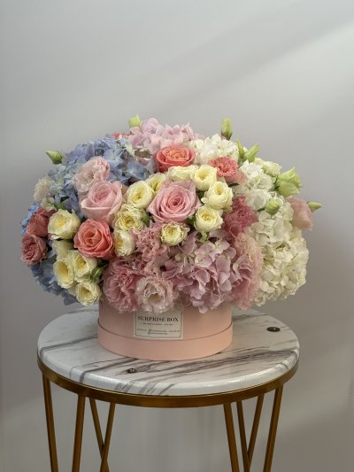 Sunrise Petals Pastel Box