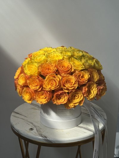 Ombre Sunset 60 Roses