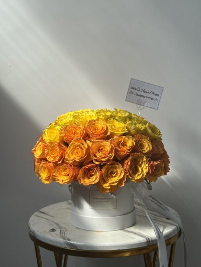 Ombre Sunset 60 Roses
