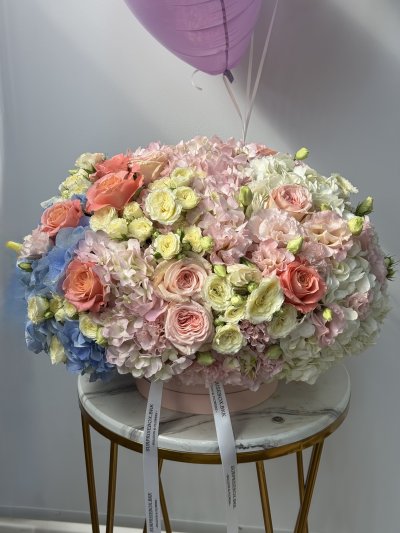 Sunrise Petals Pastel Box