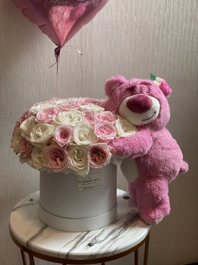 Hugging Teddy Pink and White Roses Box