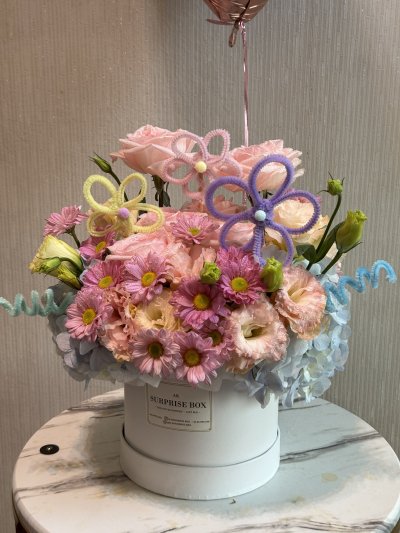 Pastel Pipe Flowers Box
