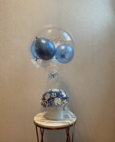 Blue Hydrangea Carnation Box M