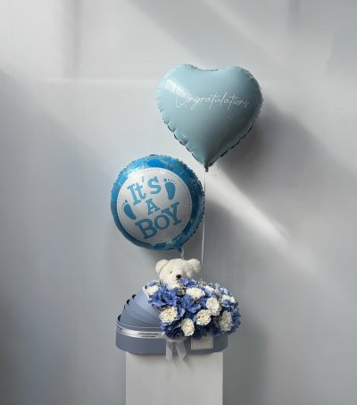 Blue Hydrangea x Carnation Baby Box